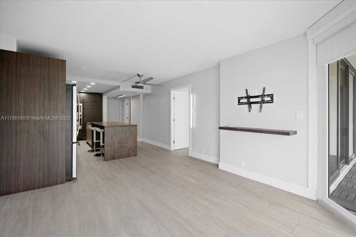 Small Image of 1865 BRICKELL AVE #A1005, Miami Number 11