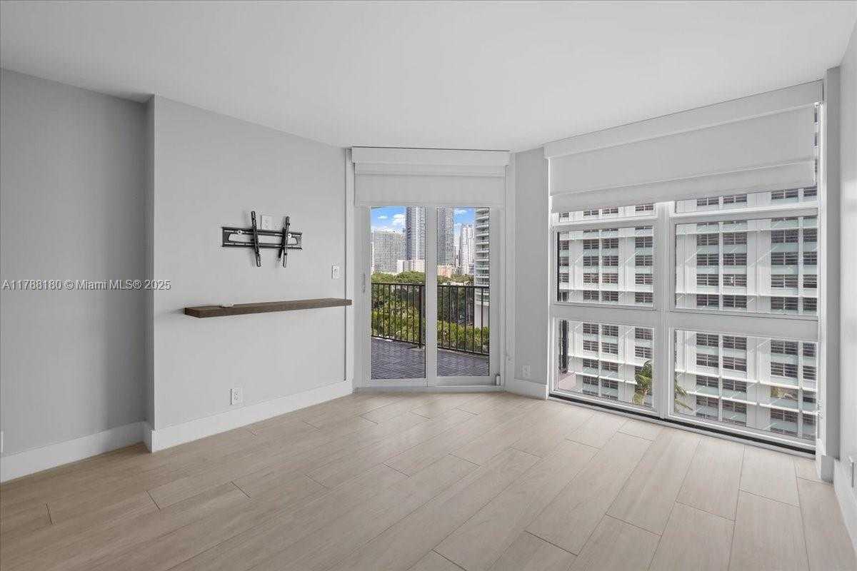 Small Image of 1865 BRICKELL AVE #A1005, Miami Number 6