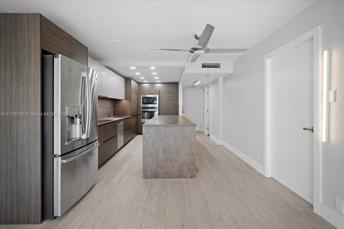 Small Image of 1865 BRICKELL AVE #A1005, Miami Number 9