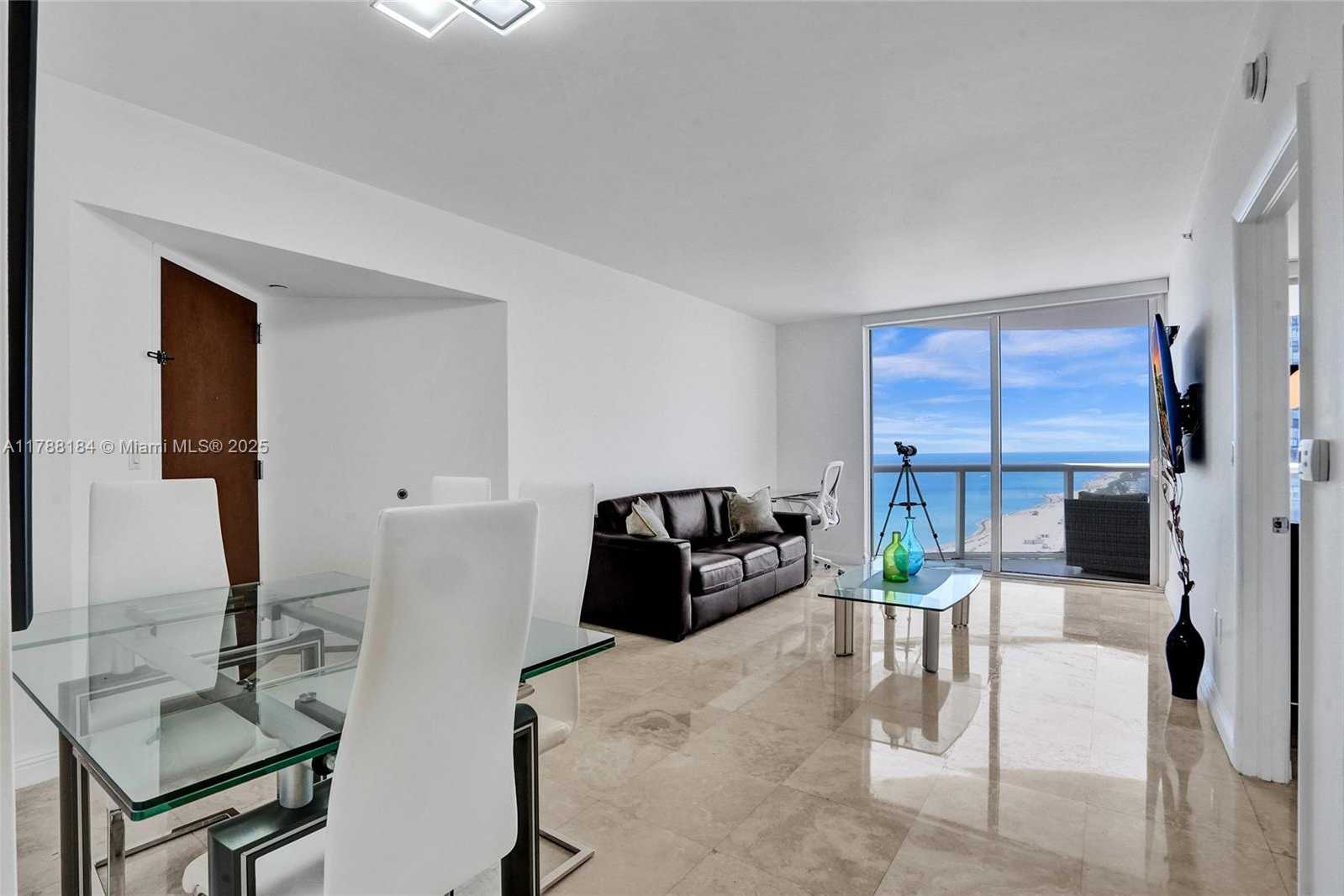 Small Image of 6365 COLLINS AVE #2604, Miami Beach Number 10