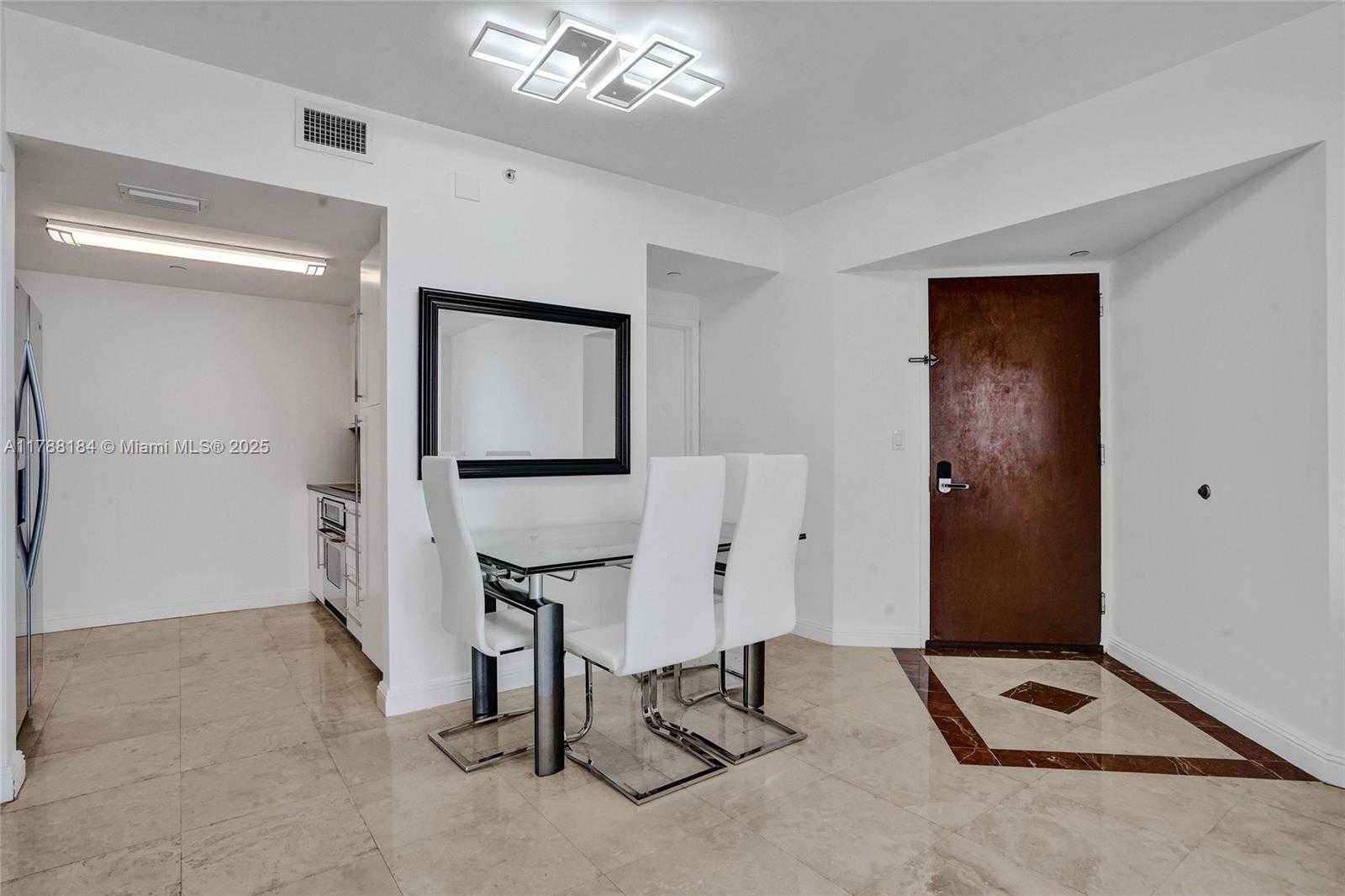 Small Image of 6365 COLLINS AVE #2604, Miami Beach Number 8