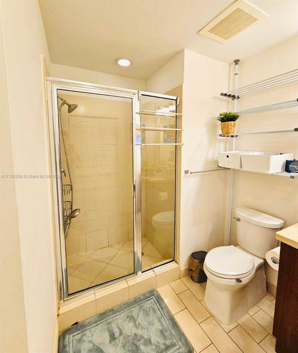 Small Image of 1111 SOUTH WEST 1ST AVE #3517-N, Miami Number 12