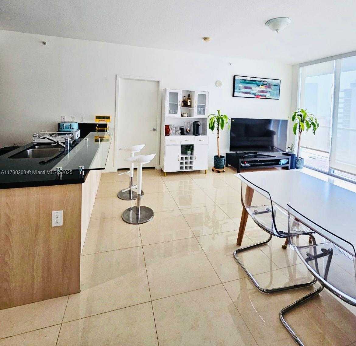 Small Image of 1111 SOUTH WEST 1ST AVE #3517-N, Miami Number 7