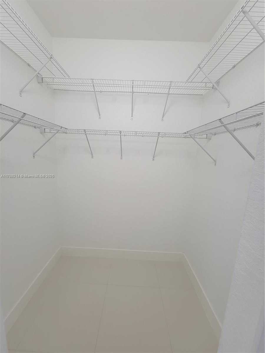 Small Image of 492 SOUTH WEST 91 PL, Miami Number 26