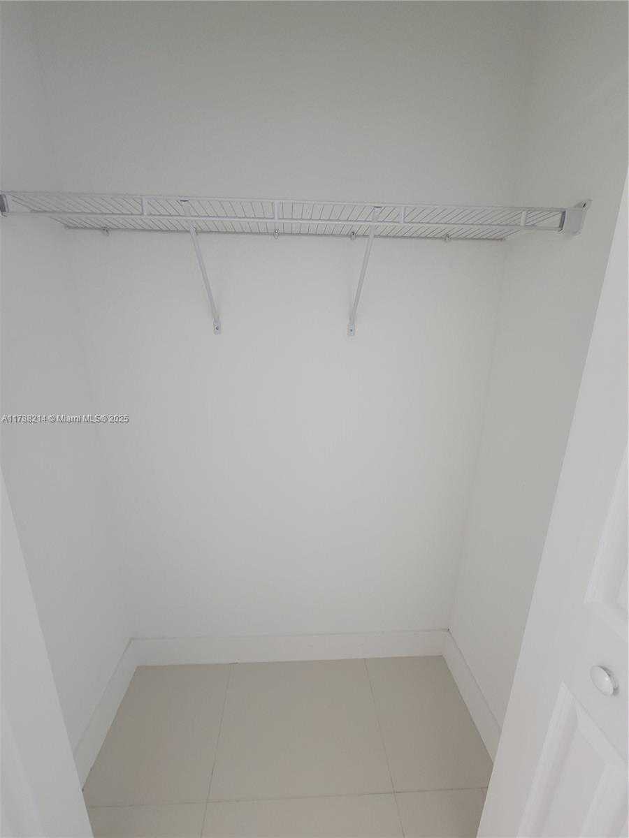 Small Image of 492 SOUTH WEST 91 PL, Miami Number 27