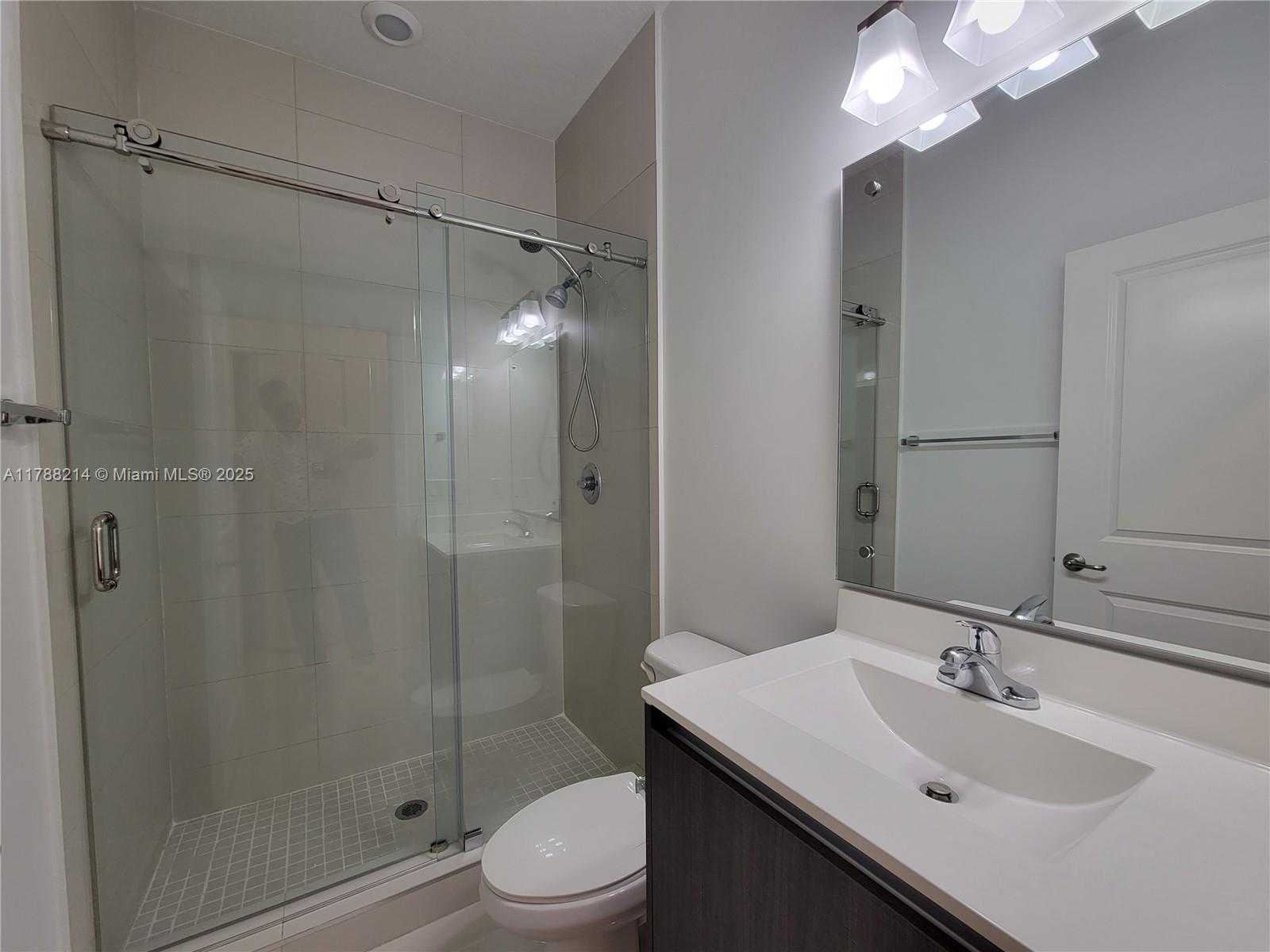 Small Image of 492 SOUTH WEST 91 PL, Miami Number 33