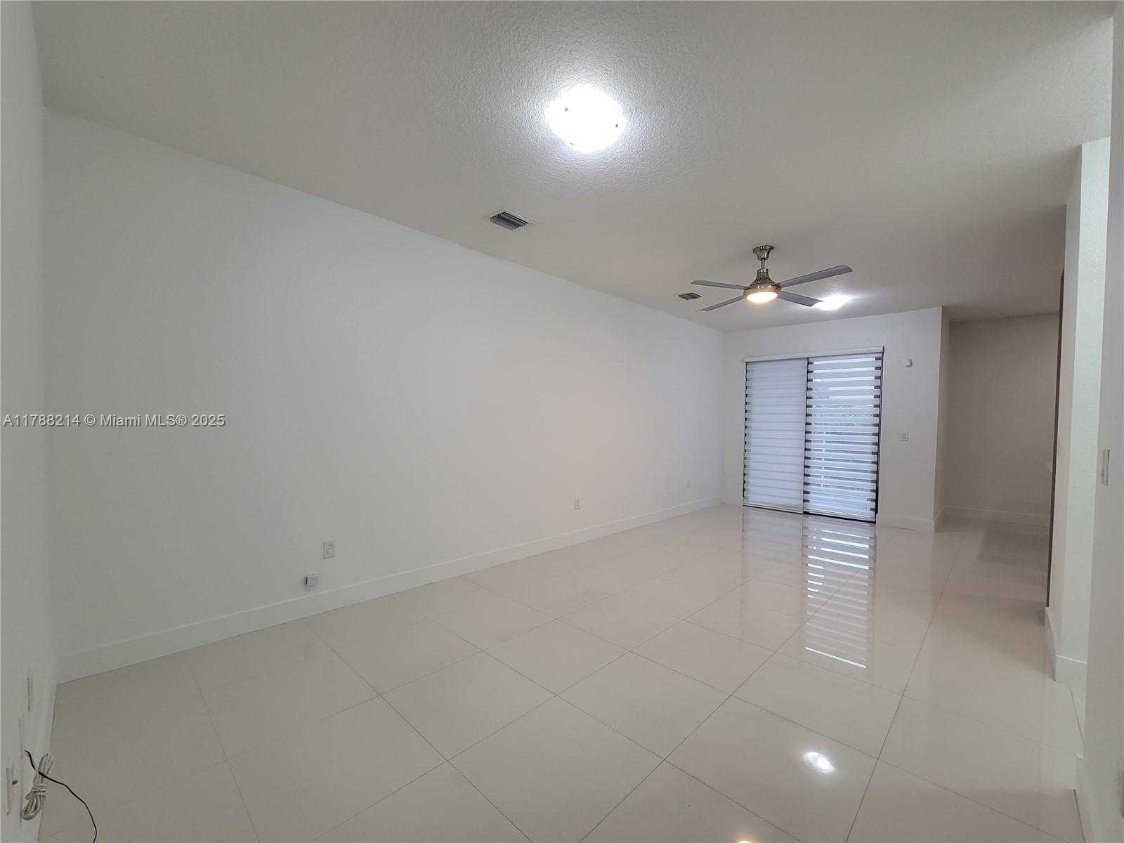 Small Image of 492 SOUTH WEST 91 PL, Miami Number 5