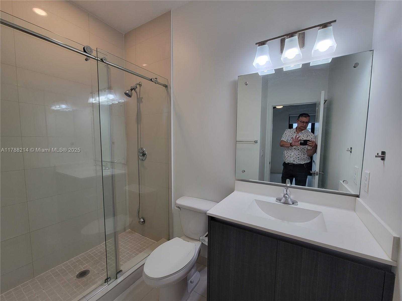 Small Image of 492 SOUTH WEST 91 PL, Miami Number 53