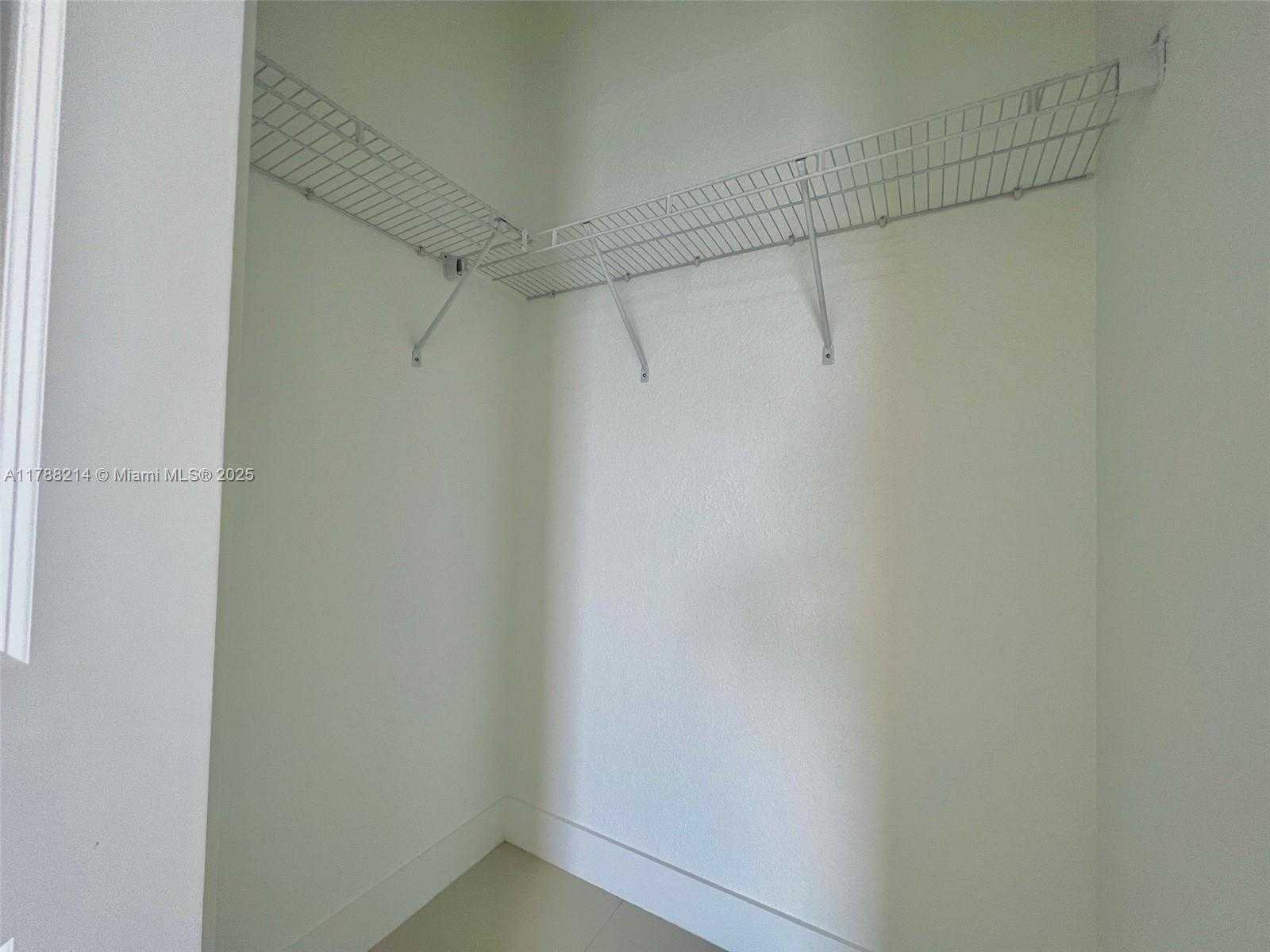 Small Image of 492 SOUTH WEST 91 PL, Miami Number 58