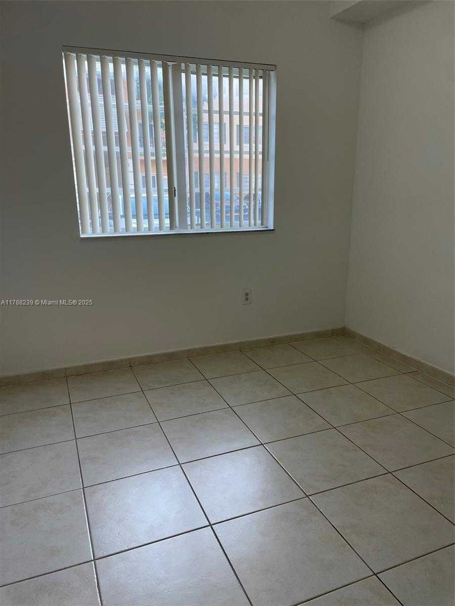 Small Image of 7270 NORTH WEST 114TH AVE #101-9, Doral Number 16