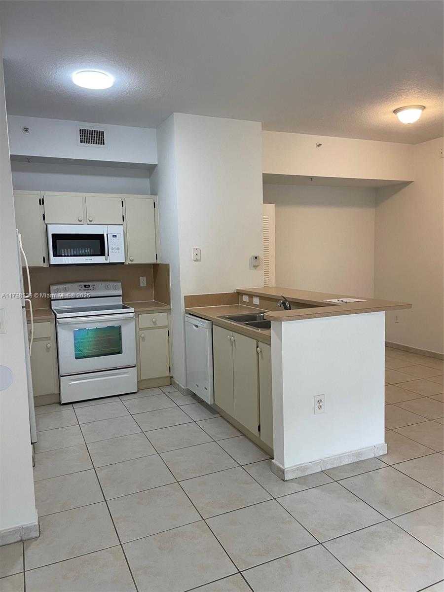 Small Image of 7270 NORTH WEST 114TH AVE #101-9, Doral Number 9