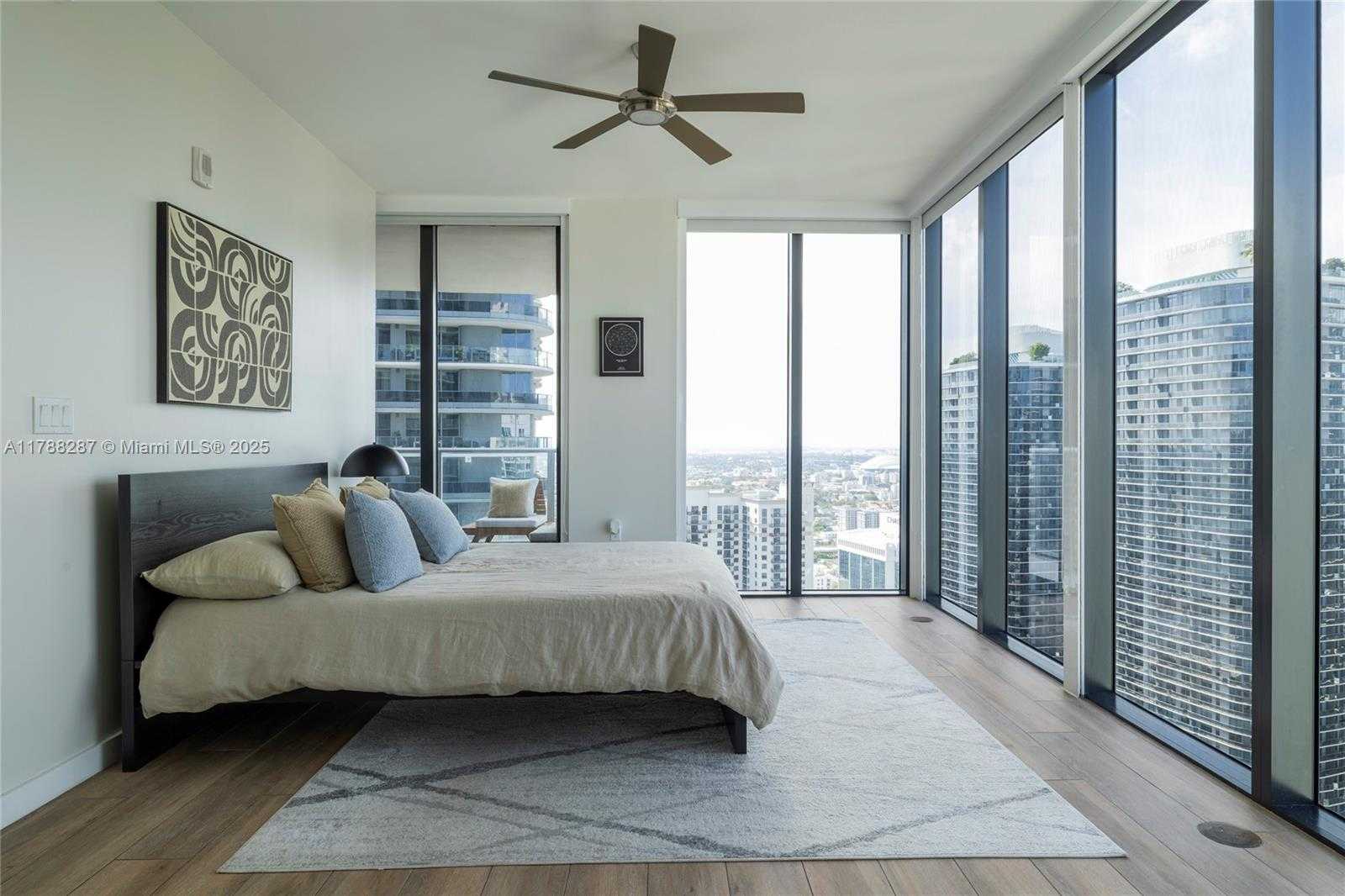 Small Image of 1010 BRICKELL AVE #4311, Miami Number 14