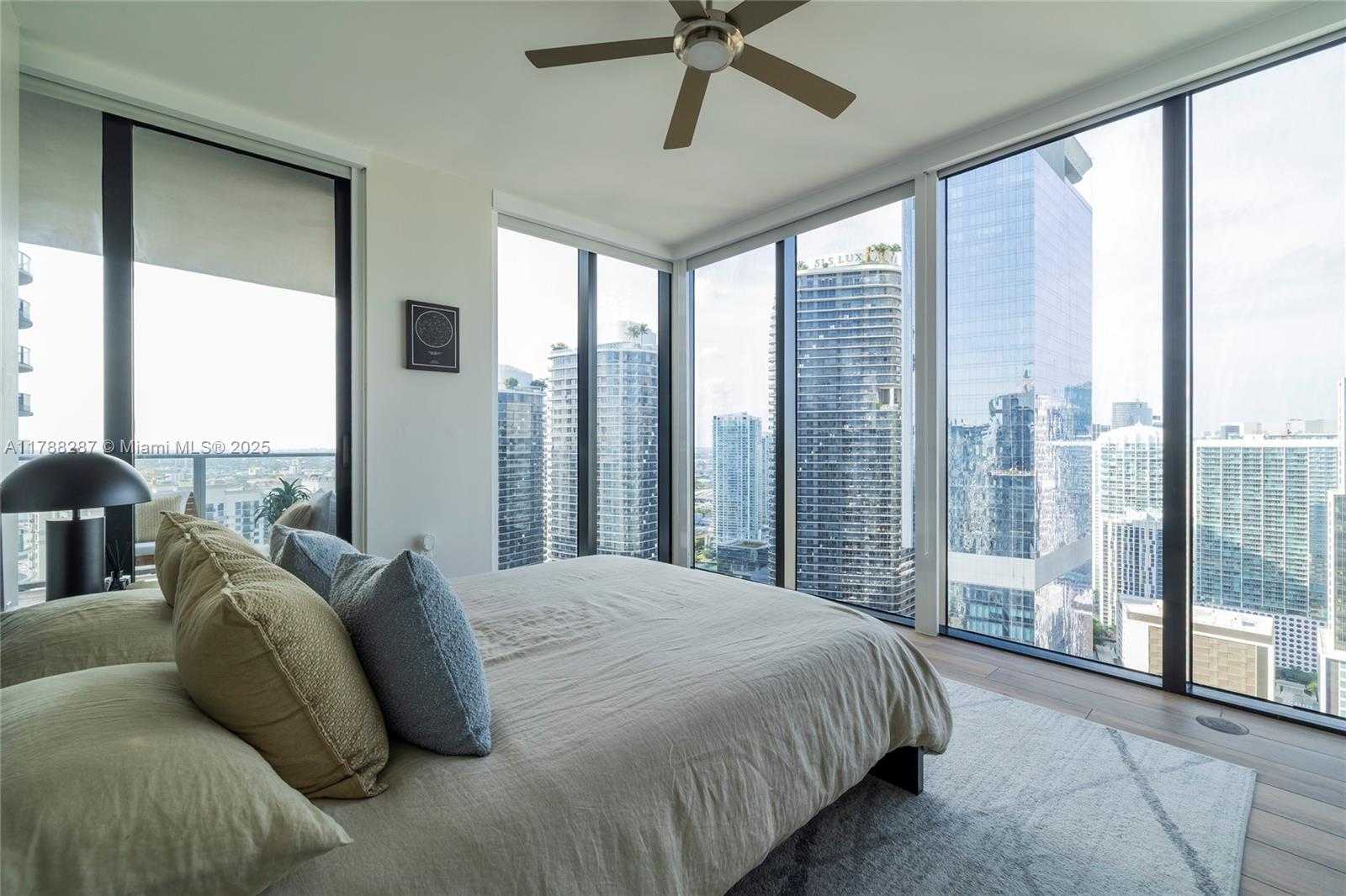 Small Image of 1010 BRICKELL AVE #4311, Miami Number 15