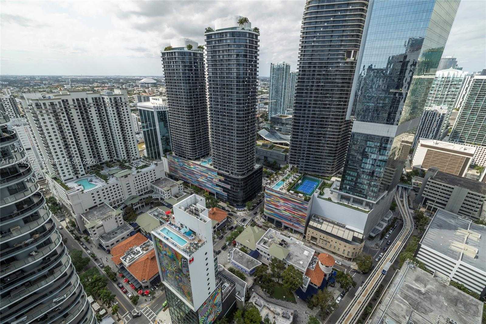 Small Image of 1010 BRICKELL AVE #4311, Miami Number 24