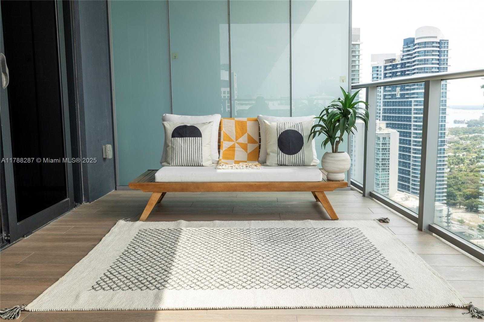 Small Image of 1010 BRICKELL AVE #4311, Miami Number 9