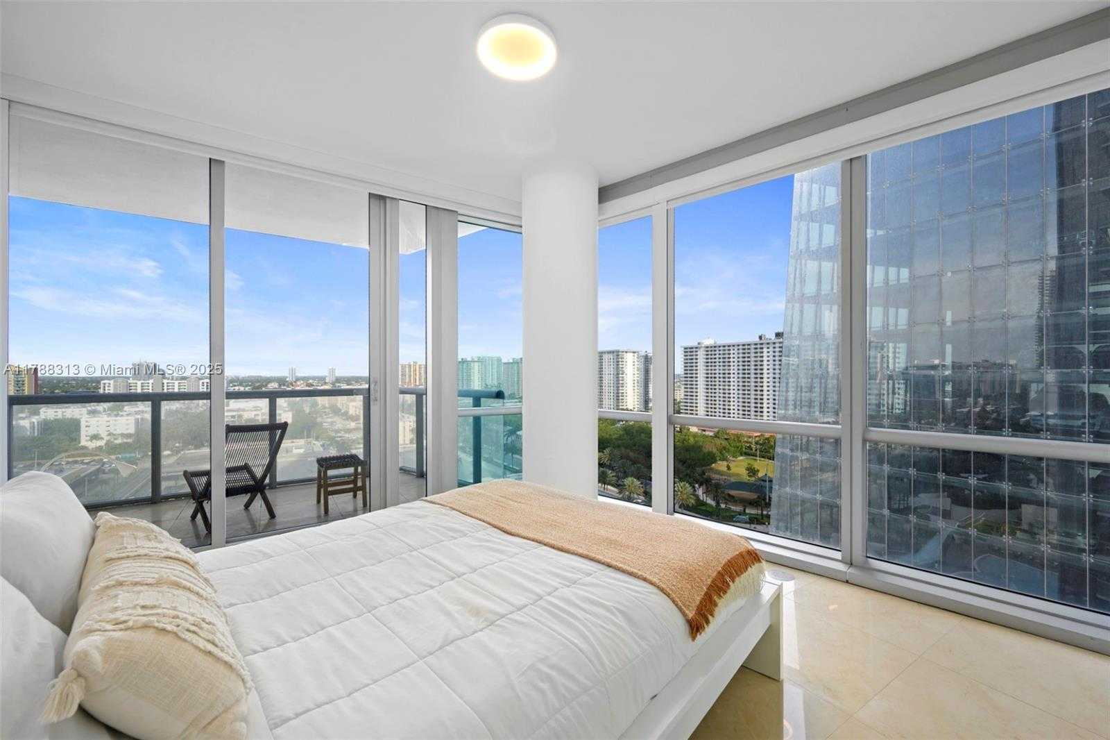 Small Image of 17121 COLLINS AVE #1508, Sunny Isles Beach Number 14
