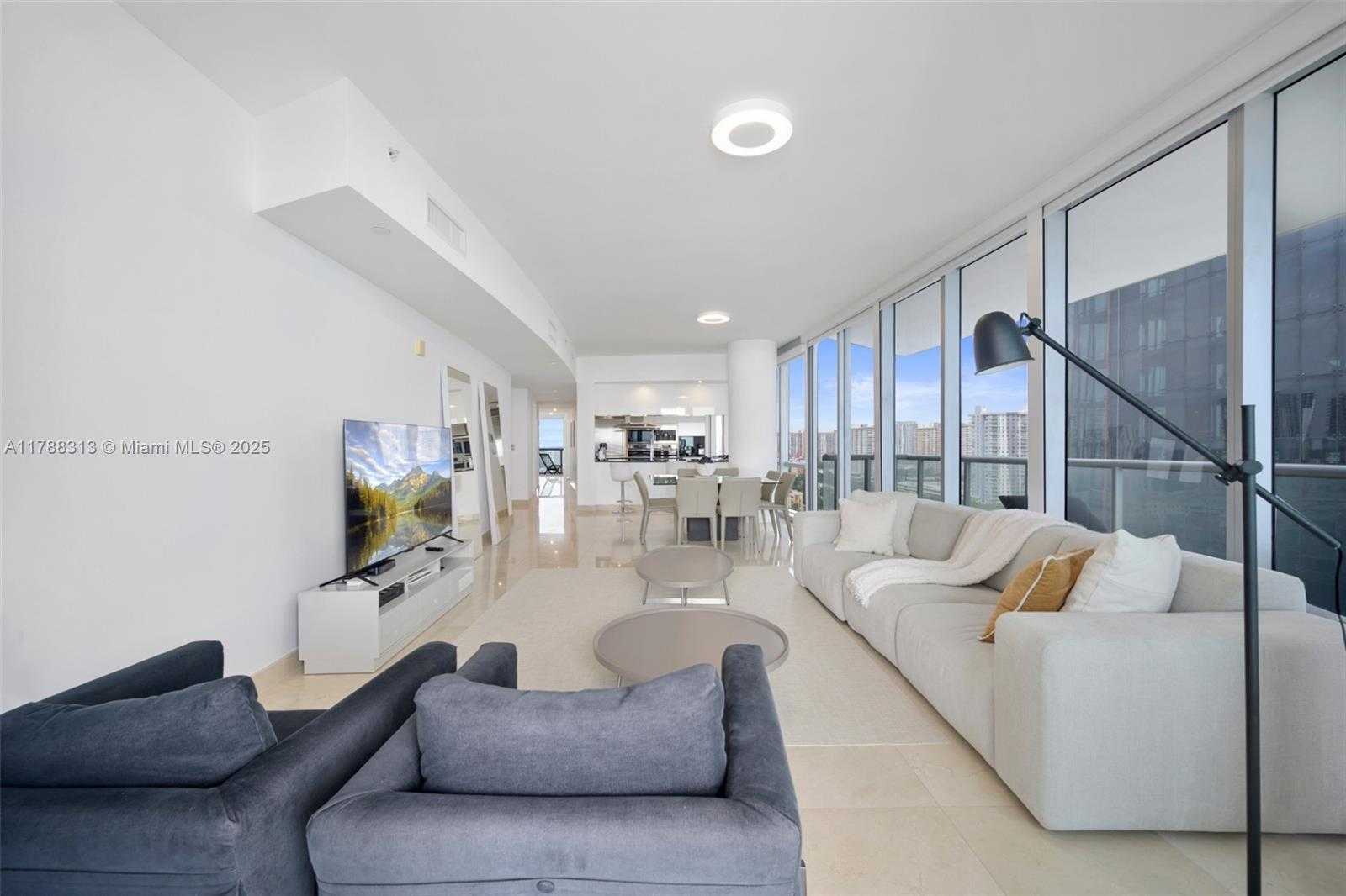 Small Image of 17121 COLLINS AVE #1508, Sunny Isles Beach Number 5
