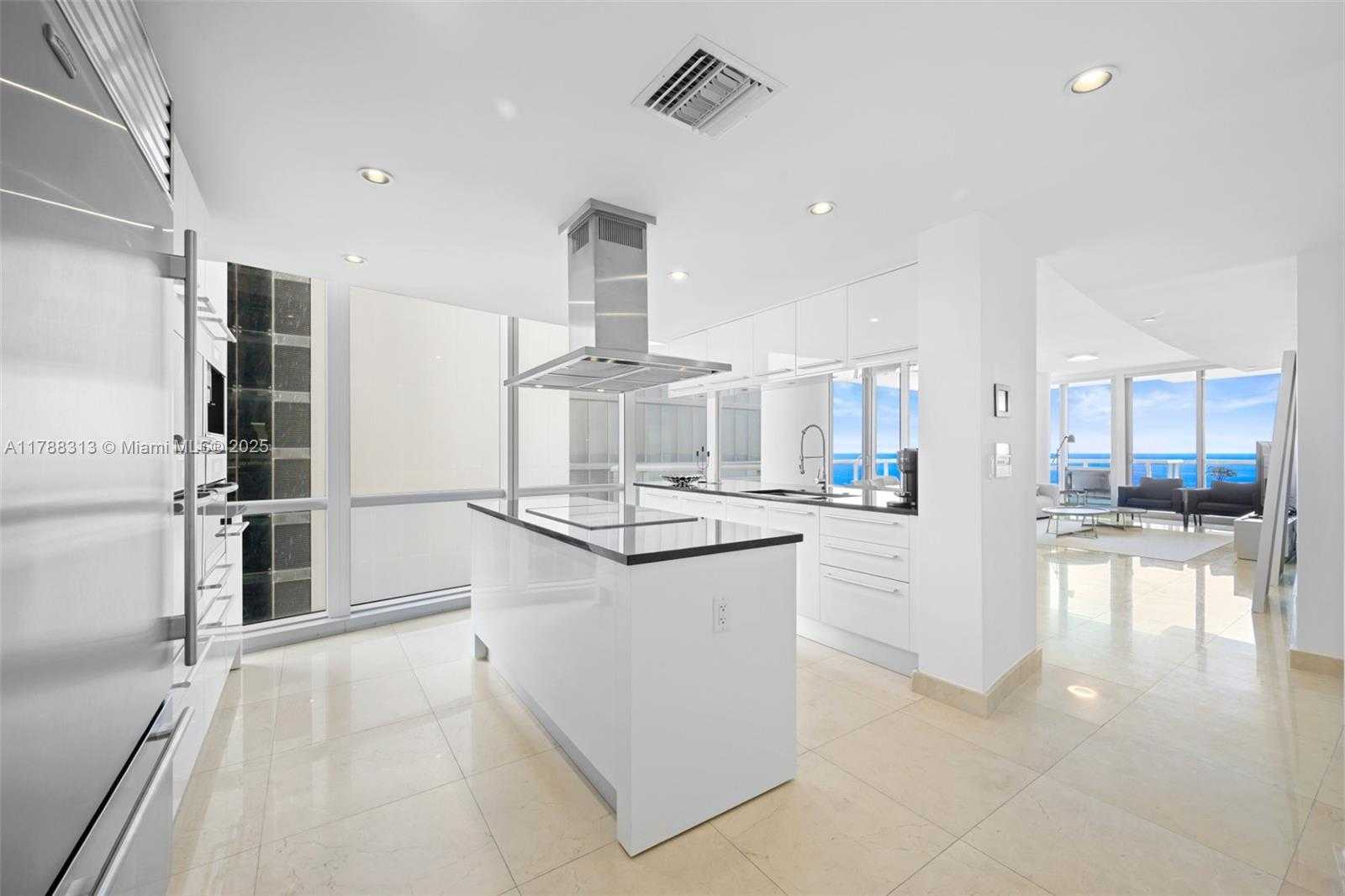 Small Image of 17121 COLLINS AVE #1508, Sunny Isles Beach Number 7