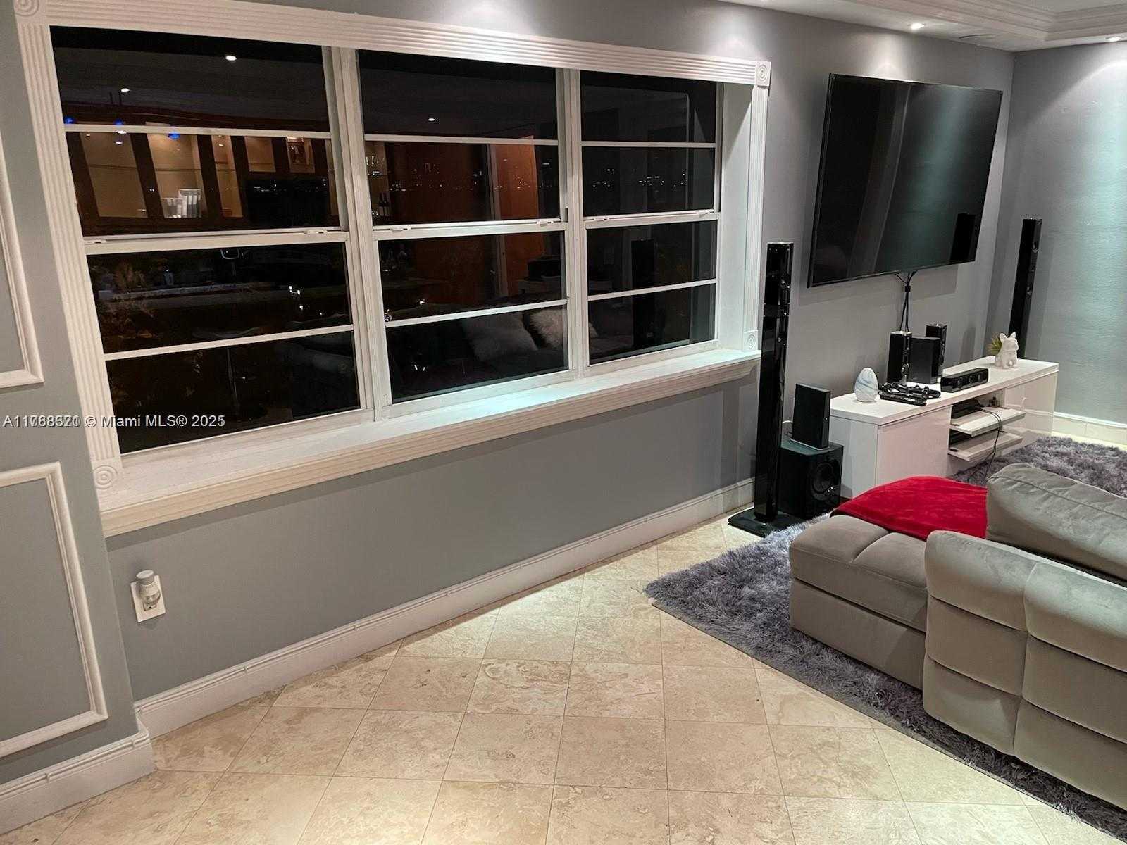 Small Image of 7904 WEST DR #401, North Bay Village Number 10