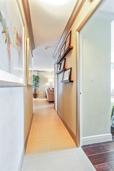 Small Image of 220 KINGS POINT DR #514, Sunny Isles Beach Number 7