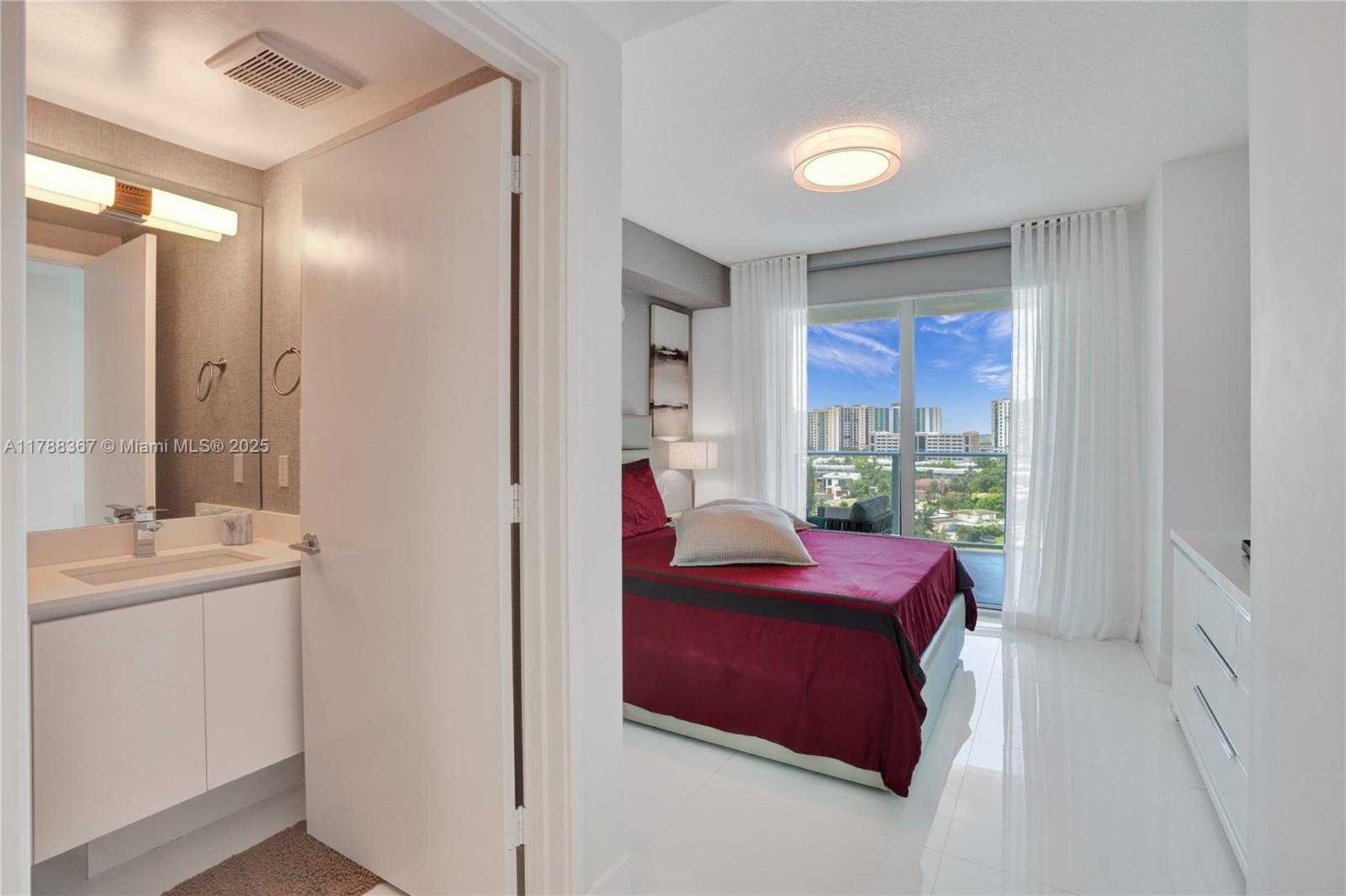Small Image of 330 SUNNY ISLES BLVD #5-908, Sunny Isles Beach Number 17