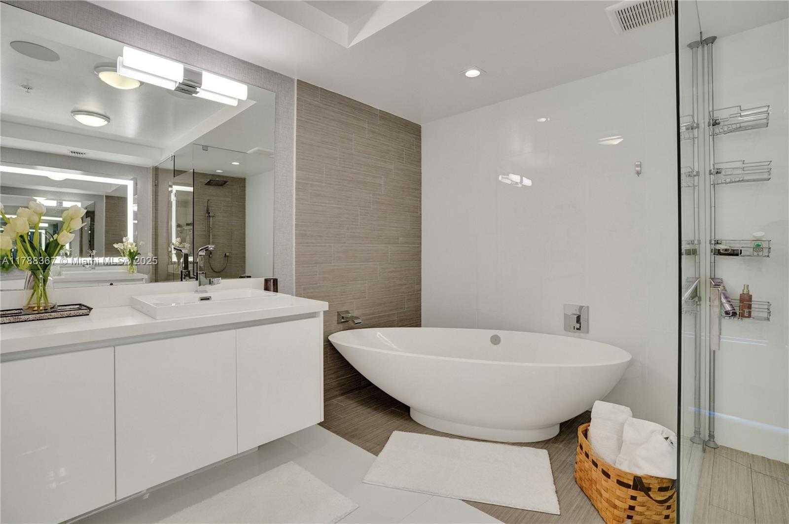 Small Image of 330 SUNNY ISLES BLVD #5-908, Sunny Isles Beach Number 34