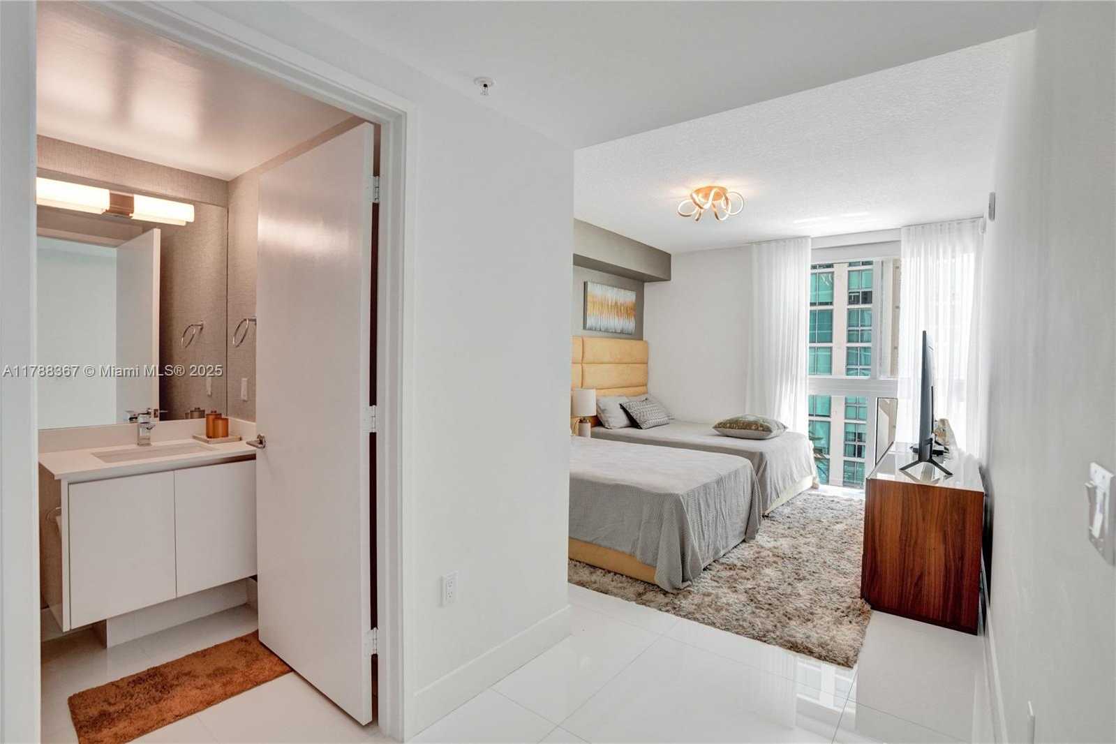 Small Image of 330 SUNNY ISLES BLVD #5-908, Sunny Isles Beach Number 42