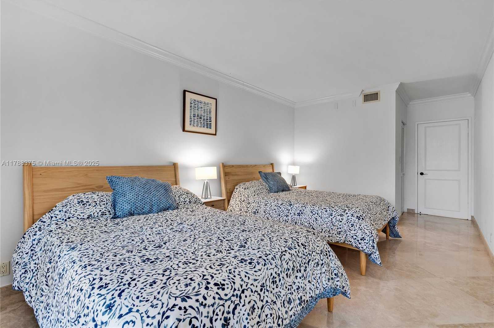 Small Image of 161 CRANDON BLVD #314, Key Biscayne Number 24