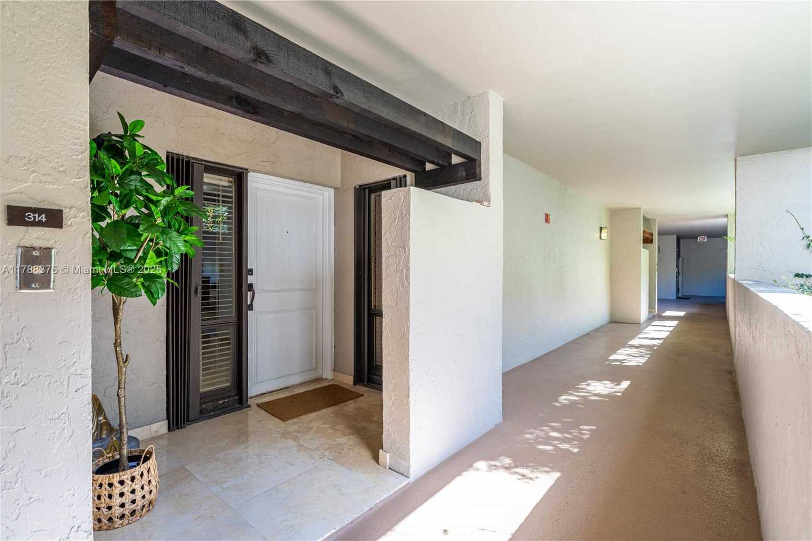 Small Image of 161 CRANDON BLVD #314, Key Biscayne Number 29