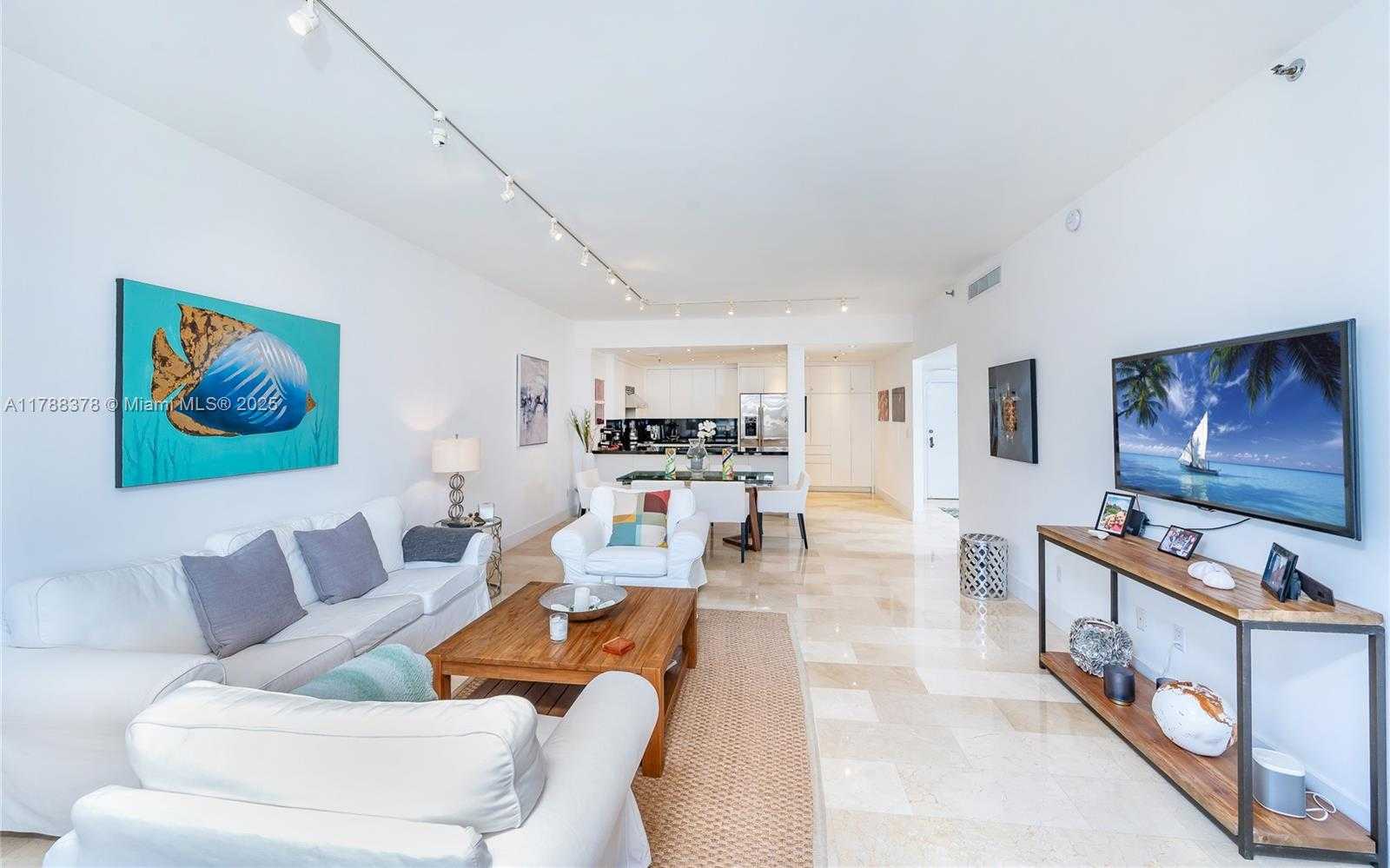 Small Image of 201 CRANDON BLVD #724, Key Biscayne Number 14