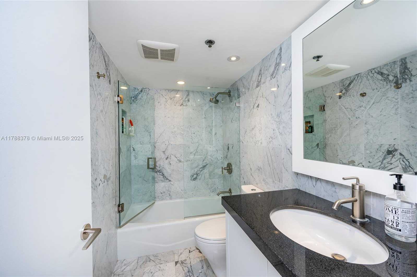 Small Image of 201 CRANDON BLVD #724, Key Biscayne Number 22