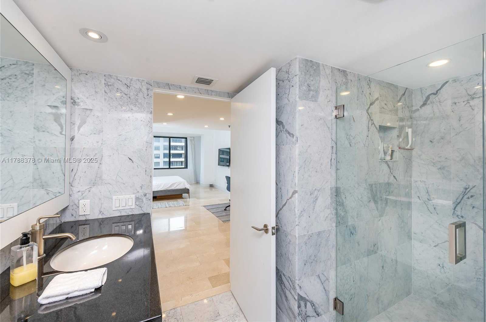 Small Image of 201 CRANDON BLVD #724, Key Biscayne Number 5