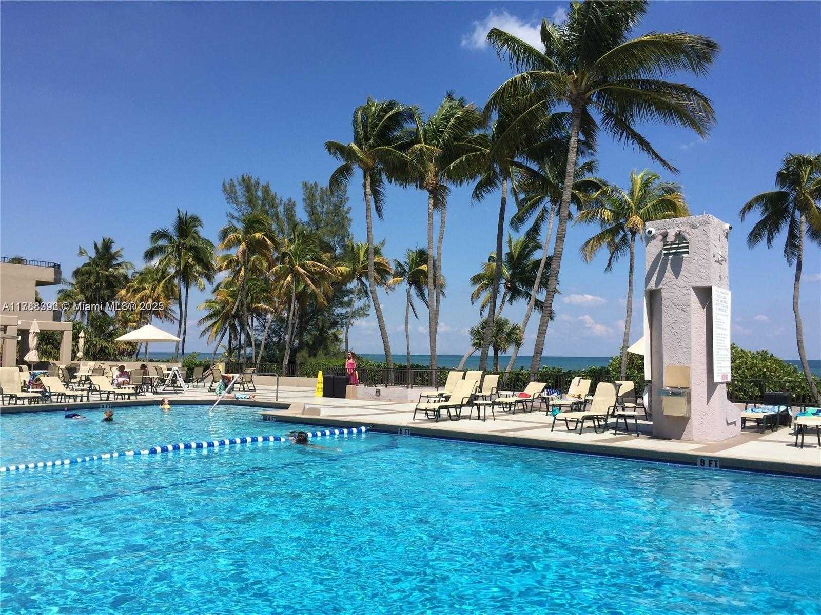 Small Image of 161 CRANDON BLVD #411, Key Biscayne Number 16