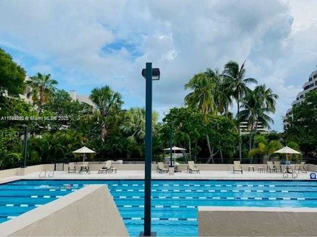 Small Image of 161 CRANDON BLVD #411, Key Biscayne Number 24