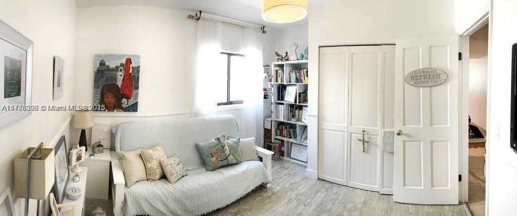 Small Image of 161 CRANDON BLVD #411, Key Biscayne Number 9