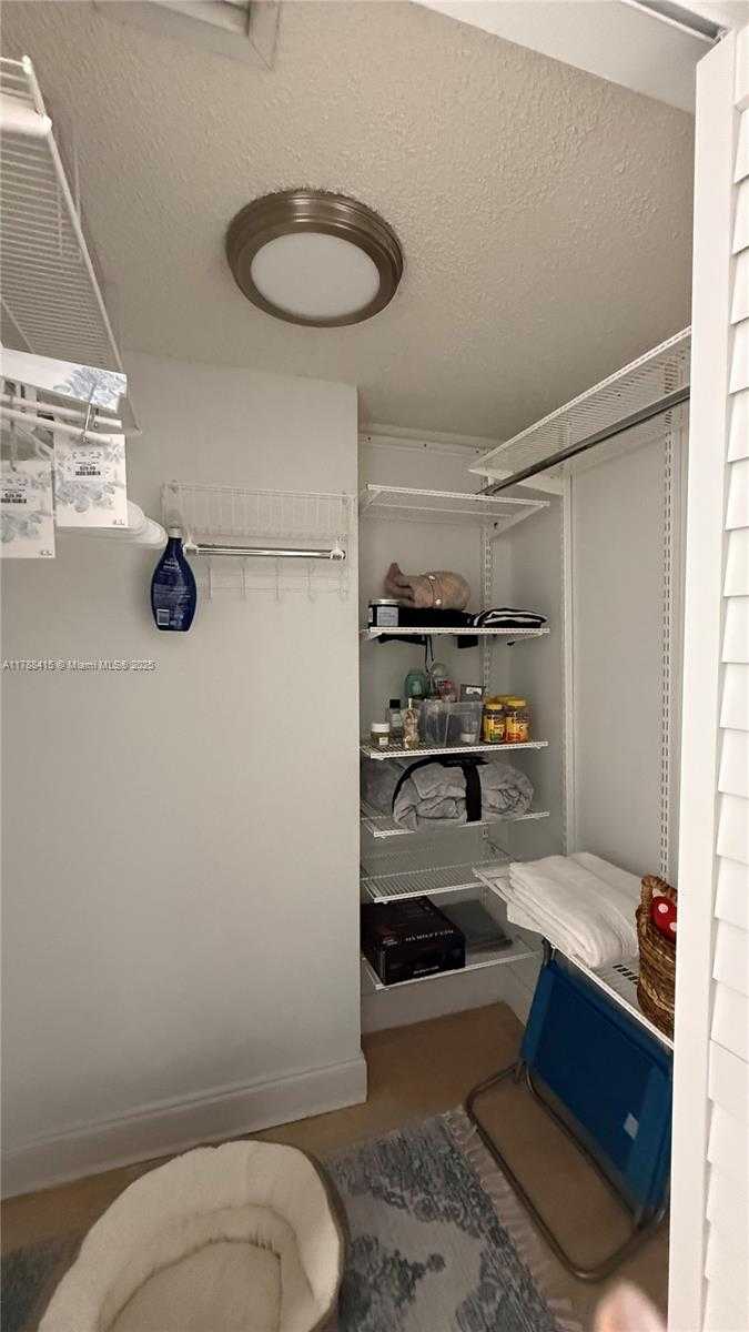 Small Image of 540 BRICKELL KEY DR #1124, Miami Number 22