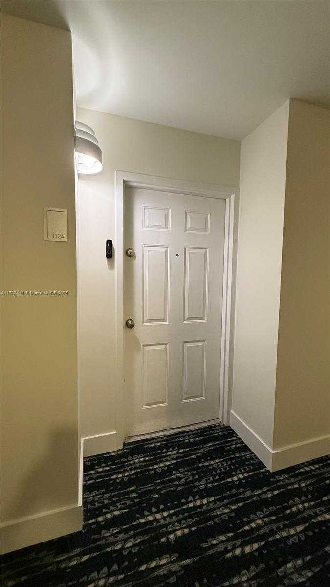 Small Image of 540 BRICKELL KEY DR #1124, Miami Number 23