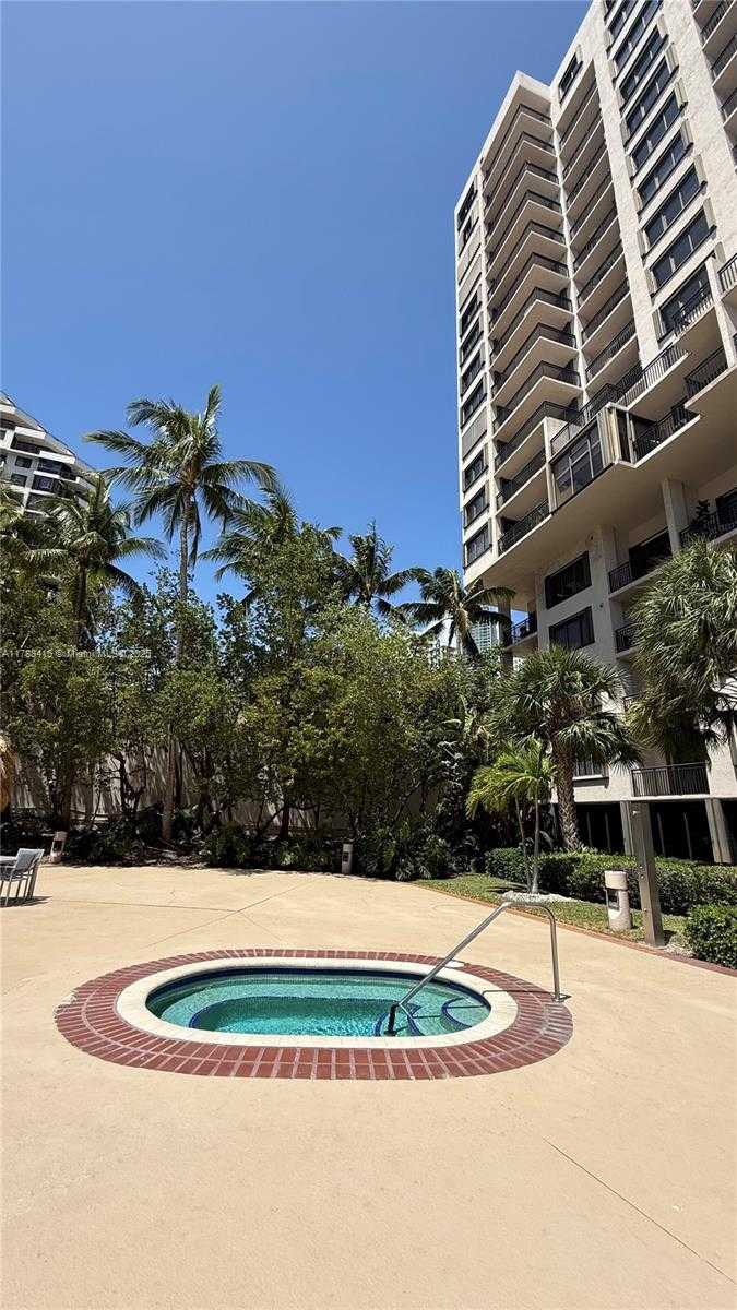 Small Image of 540 BRICKELL KEY DR #1124, Miami Number 29