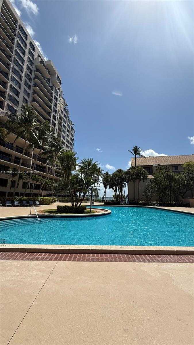 Small Image of 540 BRICKELL KEY DR #1124, Miami Number 30