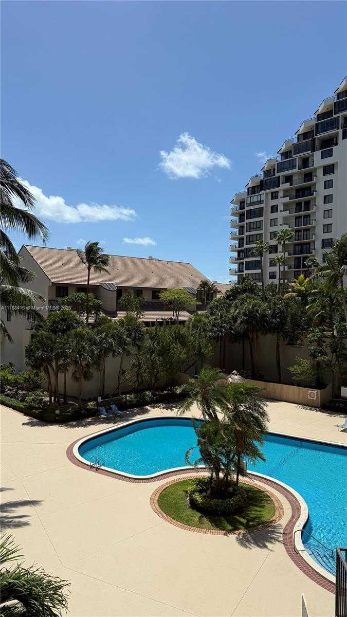 Small Image of 540 BRICKELL KEY DR #1124, Miami Number 32