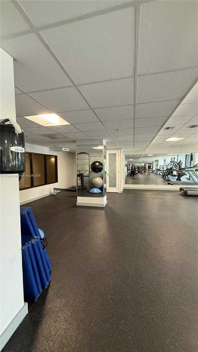 Small Image of 540 BRICKELL KEY DR #1124, Miami Number 34