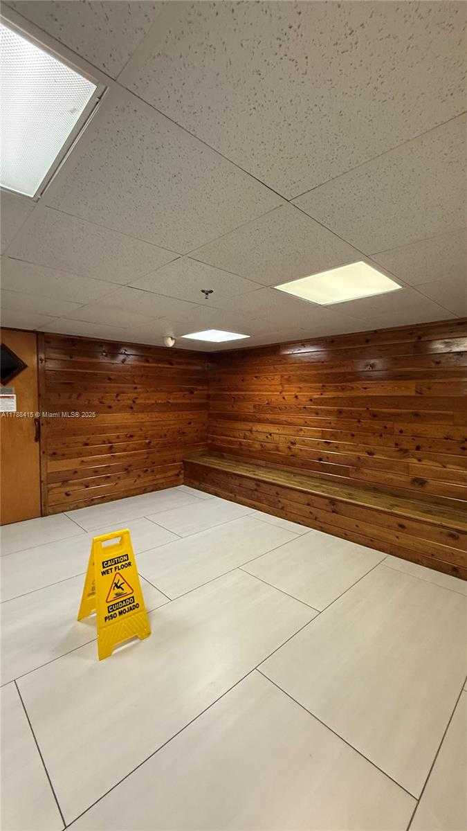 Small Image of 540 BRICKELL KEY DR #1124, Miami Number 36