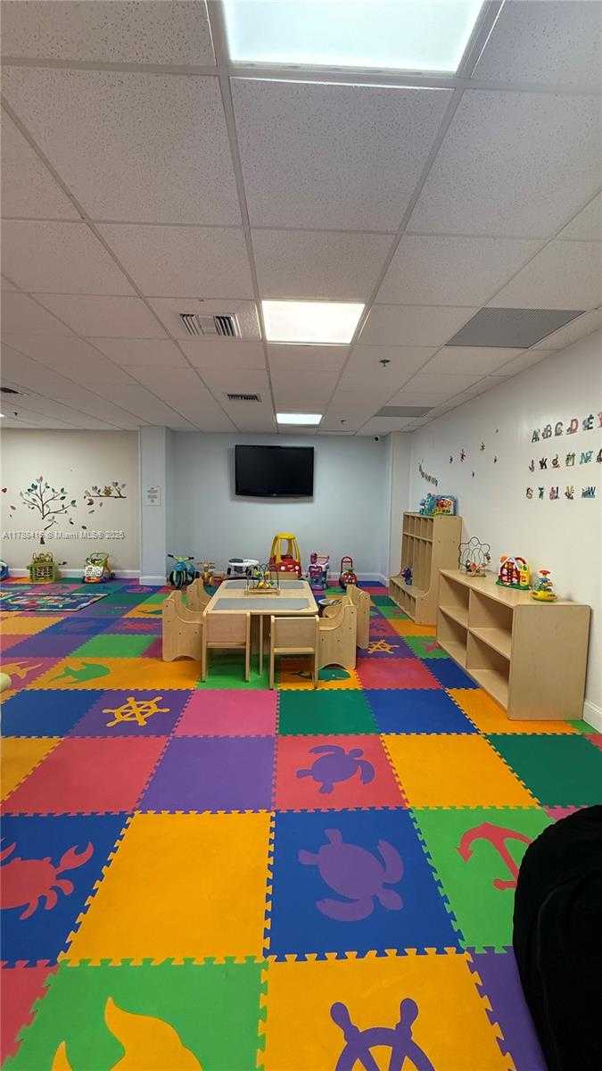 Small Image of 540 BRICKELL KEY DR #1124, Miami Number 38