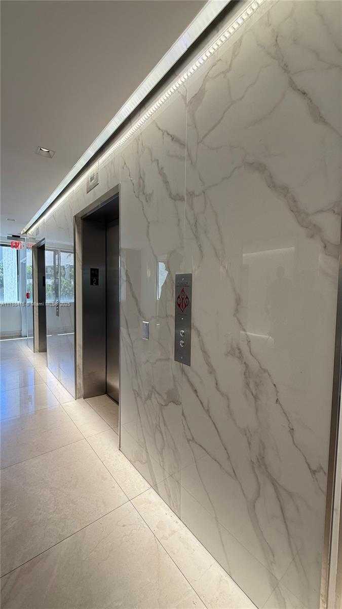 Small Image of 540 BRICKELL KEY DR #1124, Miami Number 47