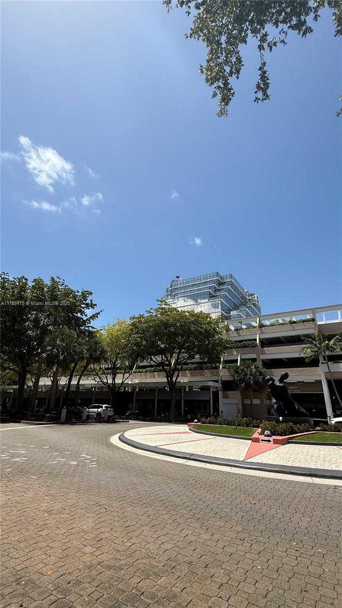 Small Image of 540 BRICKELL KEY DR #1124, Miami Number 58