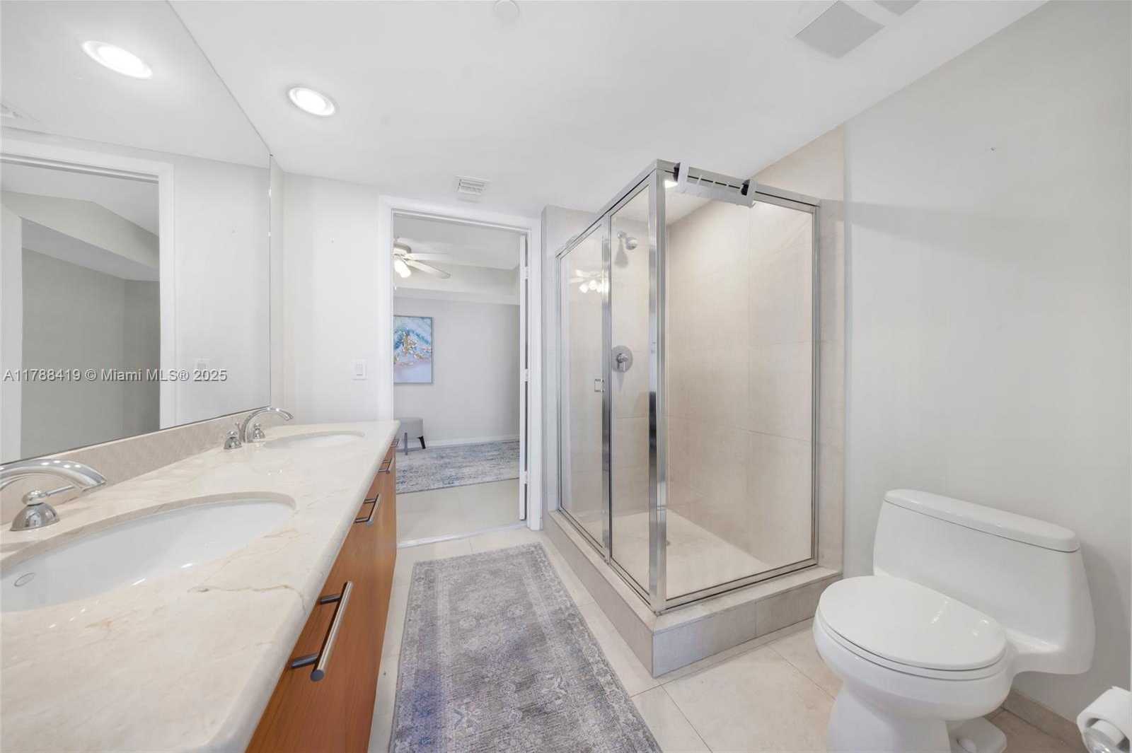 Small Image of 50 Biscayne Blvd, Miami, FL 33132, USA Number 22