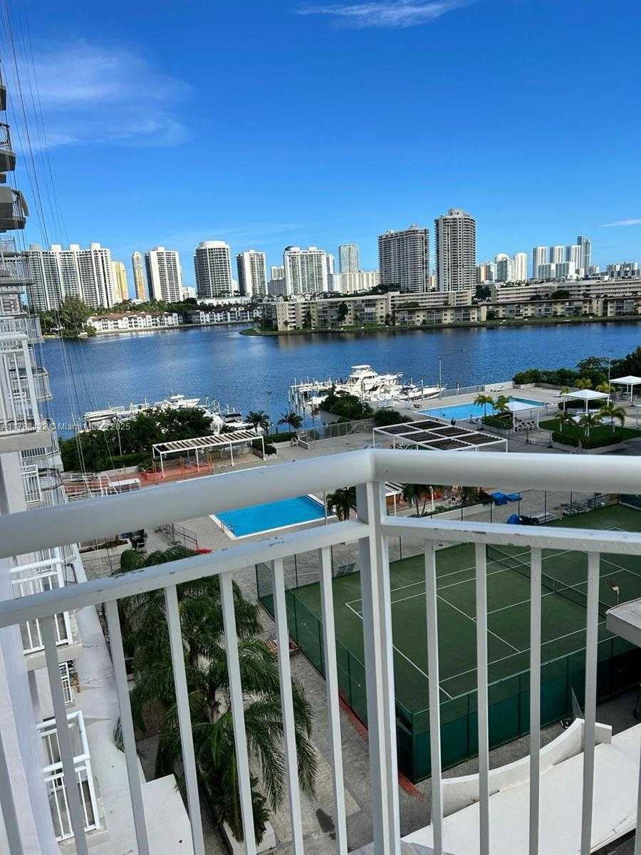 Small Image of 18051 BISCAYNE BLVD #803, Aventura Number 22