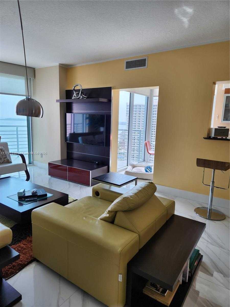 Small Image of 325 SOUTH BISCAYNE BLVD #25, Miami Number 15