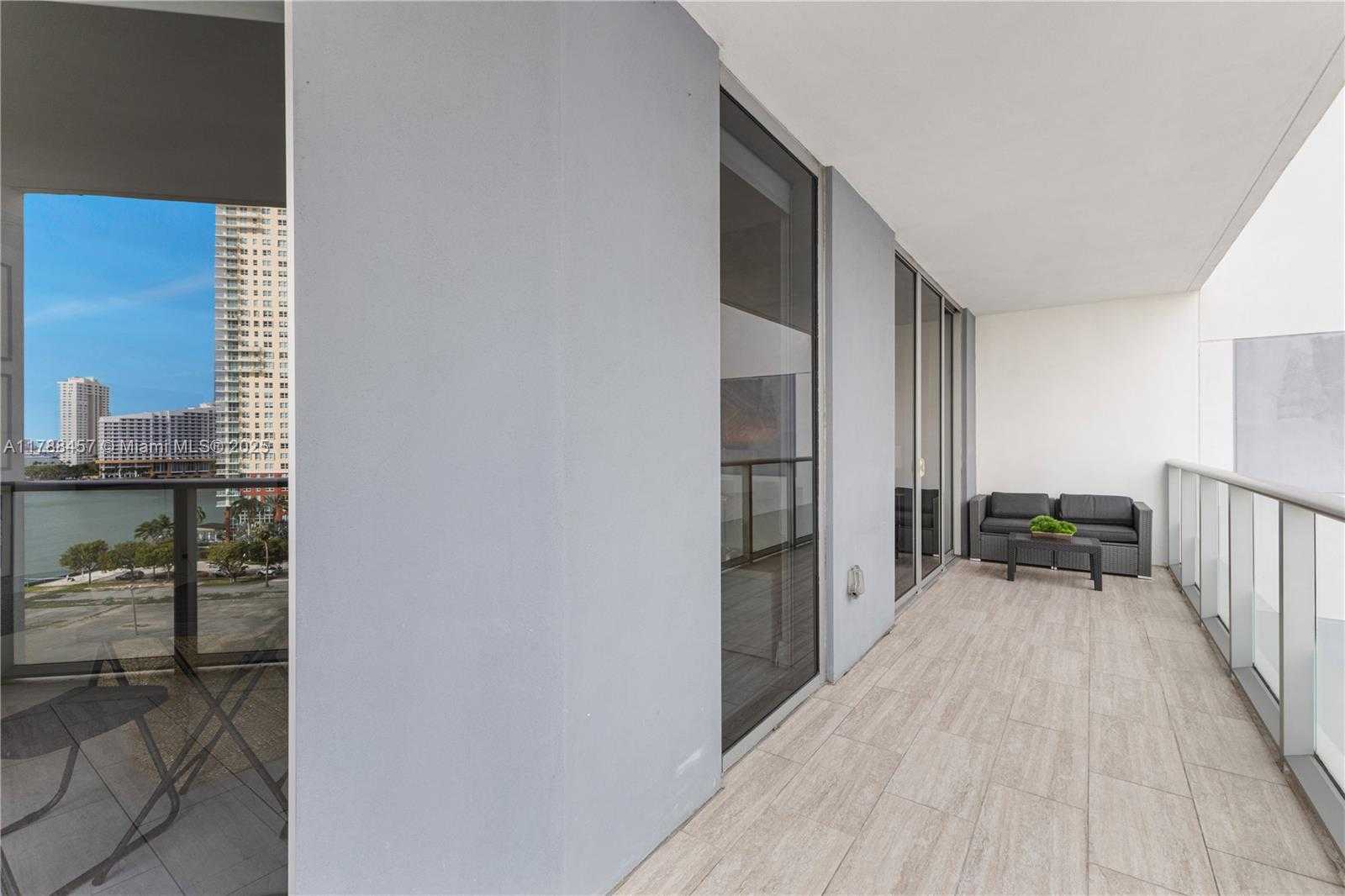 Small Image of 1300 BRICKELL BAY DR #1010, Miami Number 10