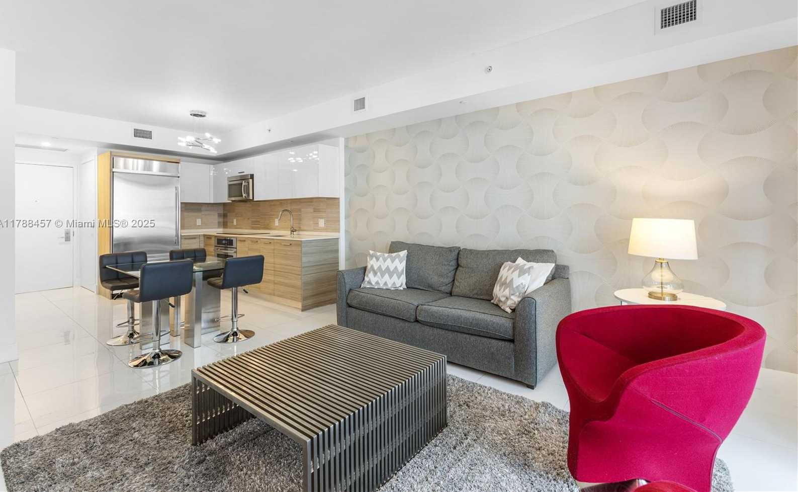 Small Image of 1300 BRICKELL BAY DR #1010, Miami Number 16